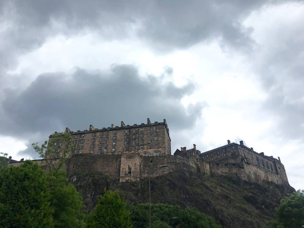 Rabbies City Tours Edinburgh travelfeels