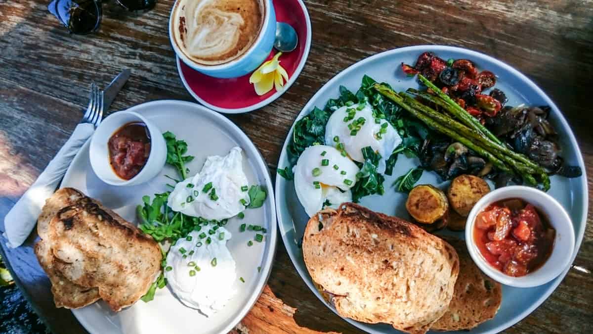 The Best Brunch Around The World - Migrating Miss