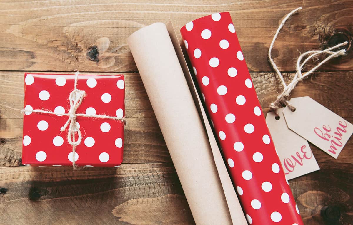 Gift Ideas for Expat Friends & Family