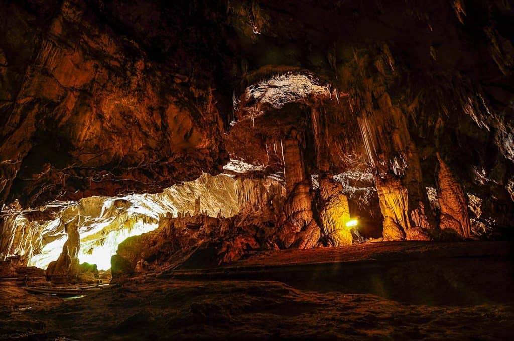 Lod Cave - Beautiful Places in Thailand