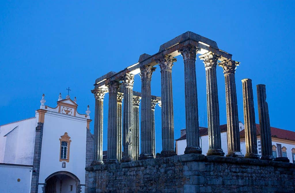 Day trips from Lisbon - Evora