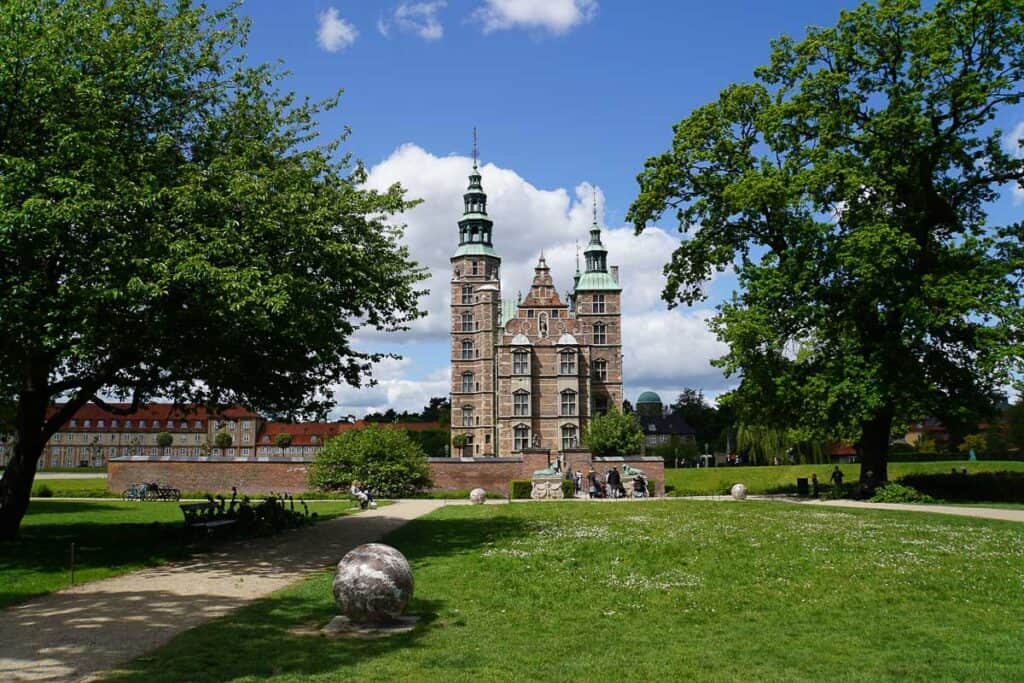 3 days in Copenhagen-Rosenborg Castle and the King's Garden