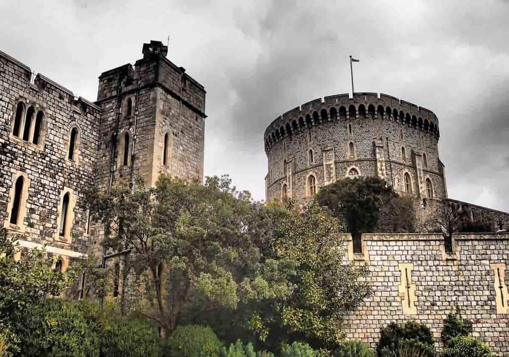 Castle at Windsor - Best Places to Visit in England