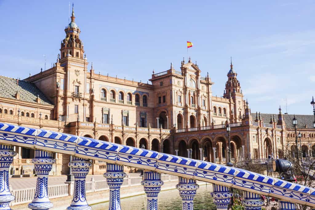 Seville in One day - Bridge and Plaza