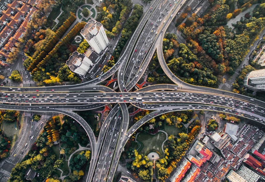 Busy motorway from above - How to get more blog traffic. 