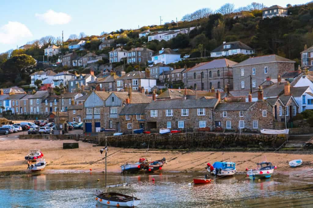 Lizard Peninsula Cornwall - Places to Visit in South England