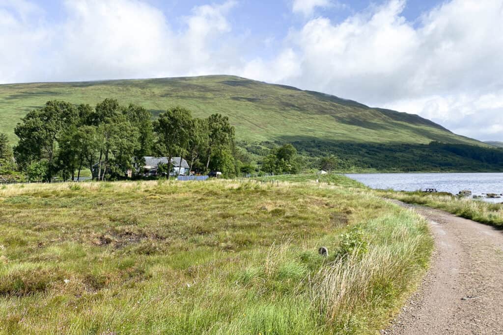 Loch Ossian Hostel - Corrour Station