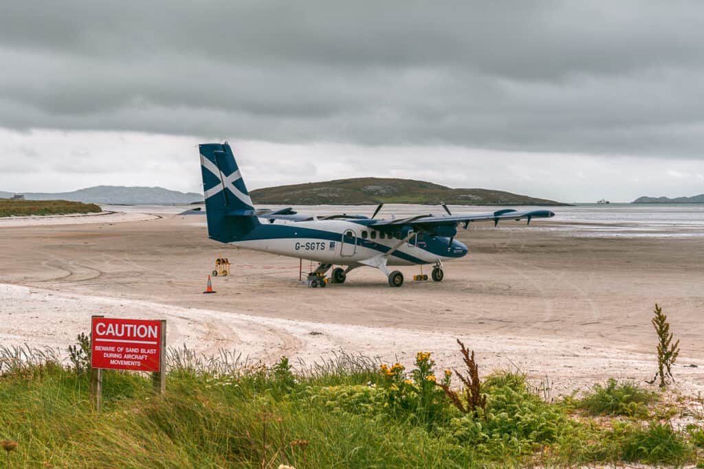 Plane on the beach at Barra - Things to do near Oban
